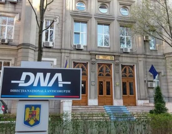 DNA a reținut patru administratori de firme de ride-sharing. Prejudiciu de zeci de milioane de lei, prin evaziune fiscală, acuză procurorii