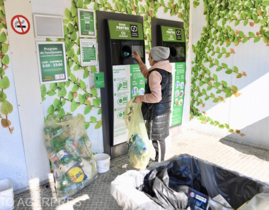 600 de milioane de sticle duse de către români, într-o lună, la automatele de colectare. Ținta următorilor ani 