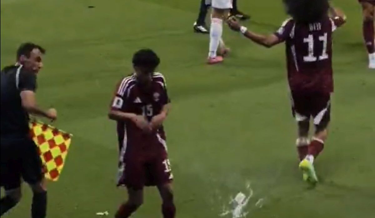 S-a calificat la Mondial după ce l-a învins pe Cosmin Olăroiu și a dezvăluit ce truc neobșinuit a folosit la jocul decisiv: „Le-am cerut asta fanilor”