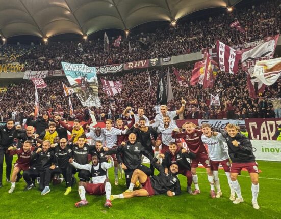 Portarul Aioani le-a scos peri albi dinamoviștilor. Rapid s-a impus într-un derby spectaculos