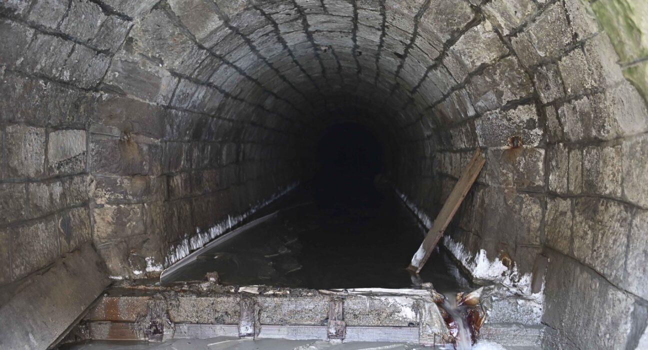 Conducerea Salrom a fost demisă. Ministrul Economiei spune că „bătaia de joc s-a încheiat” și anunță acțiuni în instanță