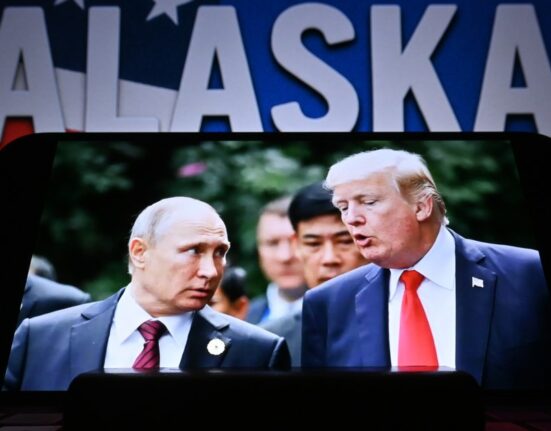 Trump spune că nu dorește o „întâlnire irosită” cu Putin