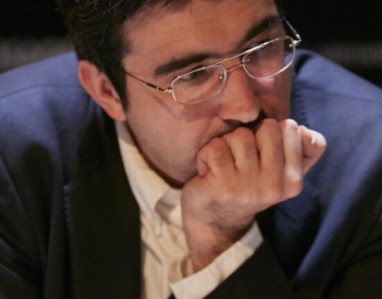 Federația Internațională de Șah deschide anchetă împotriva unui șahist rus, după acuzațiile de hărțuire în scandalul morții lui Daniel Naroditsky