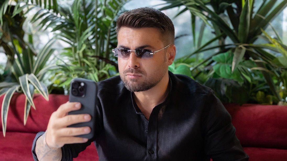 Adrian Mutu rupe tăcerea despre jucătorul parior: ”Am anunțat clubul și l-am dat afară!”