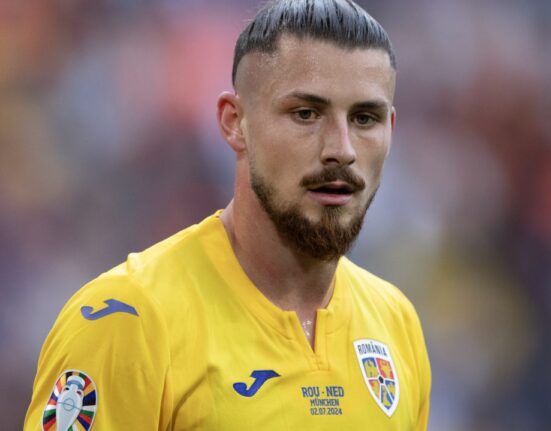 Tottenham îl condiționează pe Mircea Lucescu! Scenariul în care Radu Drăgușin ar putea reveni la națională