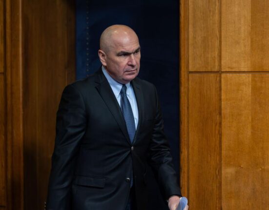 Bolojan, mesaj pentru Grindeanu: Are posibilitatea să depună moțiuni de cenzură / Sunt din Ardeal și am un disconfort