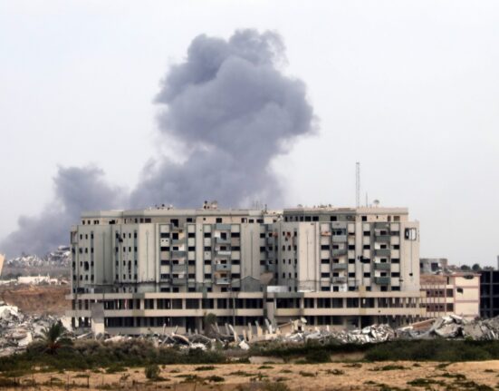 Armata israeliană anunță că a lansat un atac „ţintit” în centrul Fâşiei Gaza. Cine a fost vizat