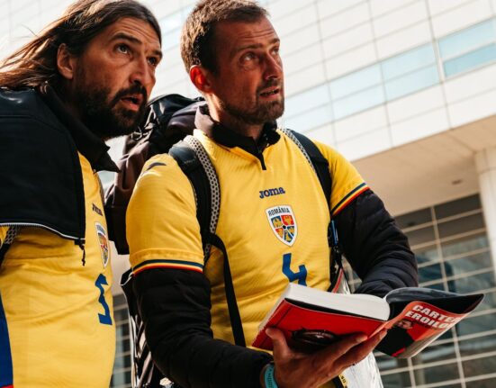 Dan Alexa și Gabi Tamaș au câștigat Asia Express: suma uriașă obținută! » Echipamentul cărei echipe l-au purtat în ziua decisivă