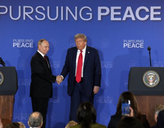 Cristian Tudor Popescu, despre planul lui Trump pentru Ucraina: „Cuvântul pace n-a mai avut un sens atât de hidos de la Acordul de la Munchen. Trocul sângeros de atunci se repetă acum”