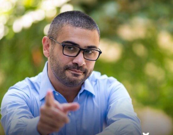 Guvernul dă în clocot! Manole, revoltat: Sunt ministru al Muncii, nu al concedierilor și nu al tăierilor