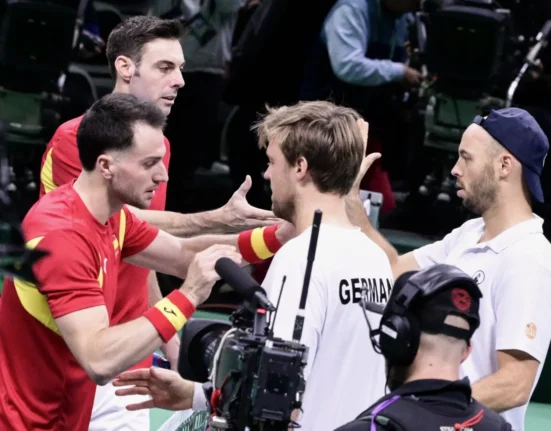 Spania câștigă semifinala de Cupa Davis cu Germania, scor 2-1, şi va juca finala, cu Italia