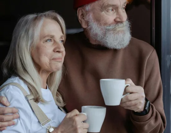 Cele patru chei pentru a trăi mai mulți ani: Doar 20% depinde de ADN-ul tău