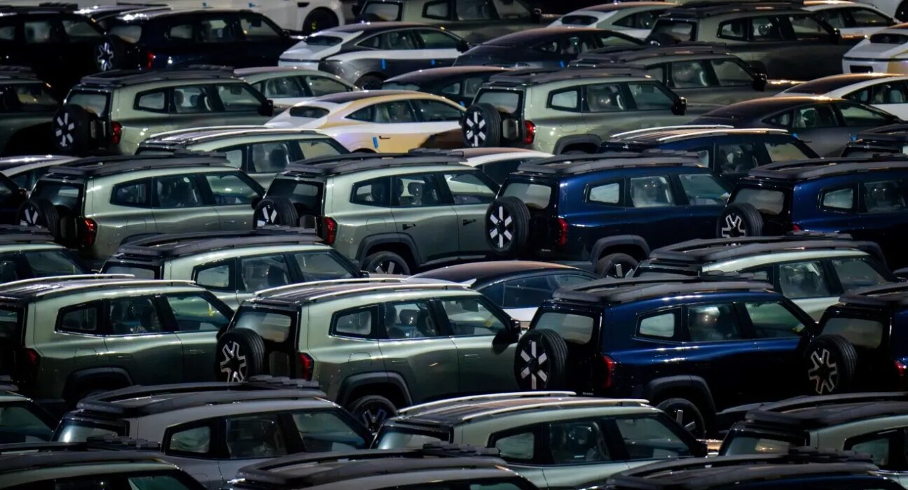 Mai multe verificări bazate pe date, mai puține riscuri: cum schimbă dealerii piața mașinilor second-hand