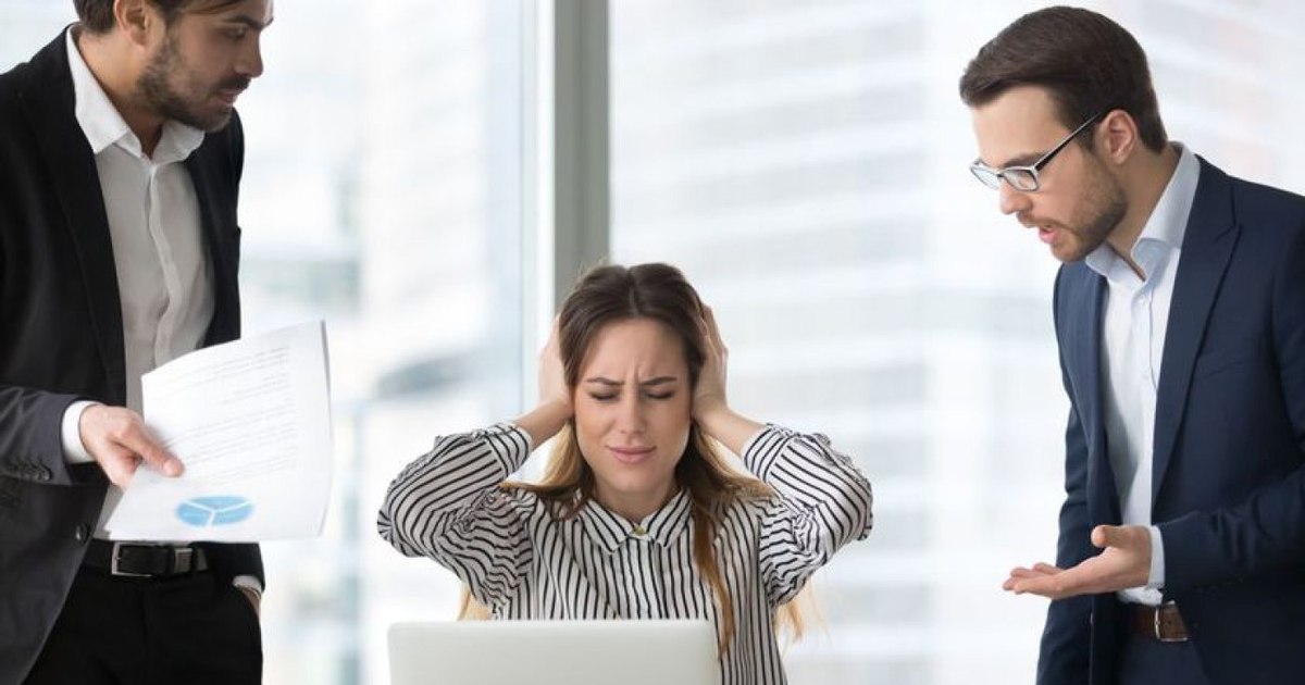 De ce liderii agresivi prosperă în companiile în care presiunea se confundă cu performanța: „Adevărata putere nu stă în frică, ci în capacitatea de a crea siguranță”