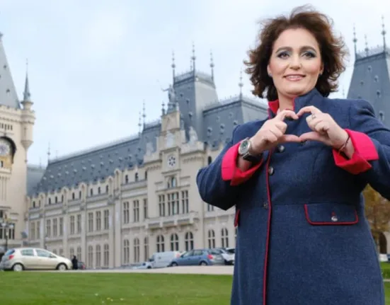 Iulia Scântei nu e singura judecătoare CCR care a ieșit în evidență prin ținute / foto în articol
