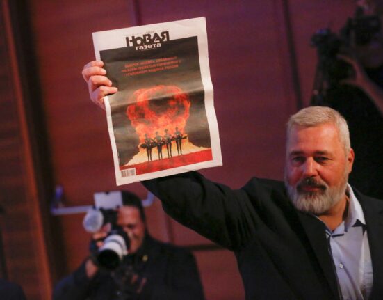 Un aspect fundamental este ignorat în discuțiile despre pacea în Ucraina, avertizează un laureat al premiului Nobel care se încăpățânează să lucreze în Rusia. „Câte fețe trebuie să vă arăt?”