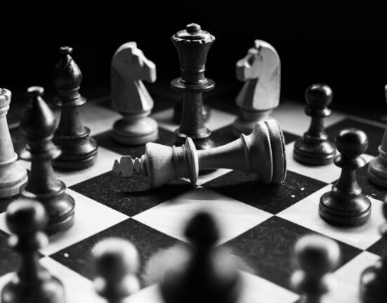 Alegeri primar București: Ce se joacă în 7 decembrie. Scenariul lui Răzvan Dumitrescu despre un candidat convenabil. Nu e Drulă!