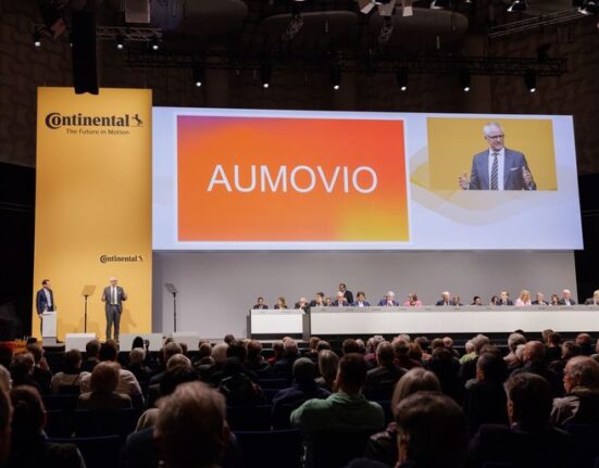 ULTIMA ORĂ Val de concedieri în România. Aumovio, compania desprinsă din Continental, decide tăieri de personal