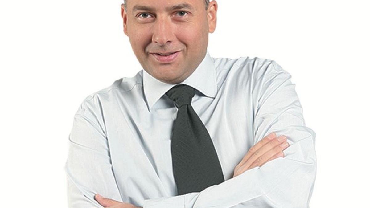 Societatea supra-tipărită