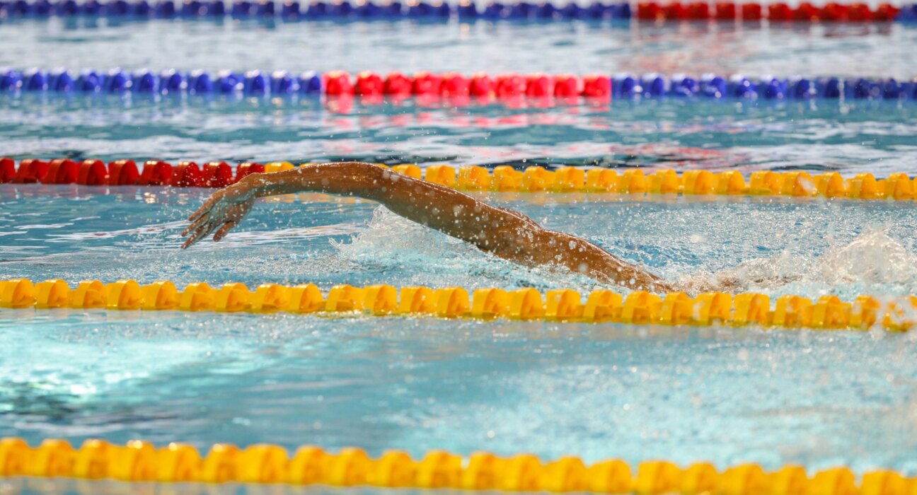 Sportivii români care s-au calificat, joi, în finale la Campionatele Europene de înot în bazin scurt