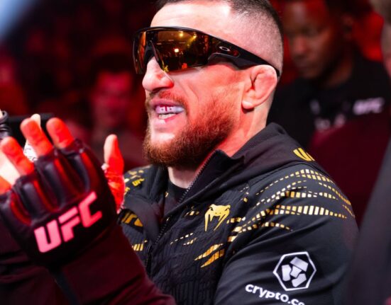 Un băiat născut într-un sat uitat de lume. Merab Dvalishvili e „Mașina georgianǎ”. Gala UFC 323 e LIVE pe VOYO (duminică, de la 5:00)