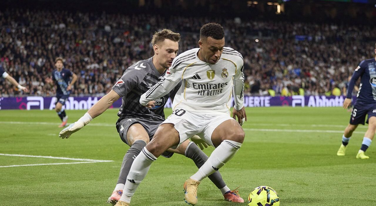 Ionuț Andrei Radu față în față cu Mbappe și Vinicius! Românul, omul meciului în ȘOCUL Real Madrid