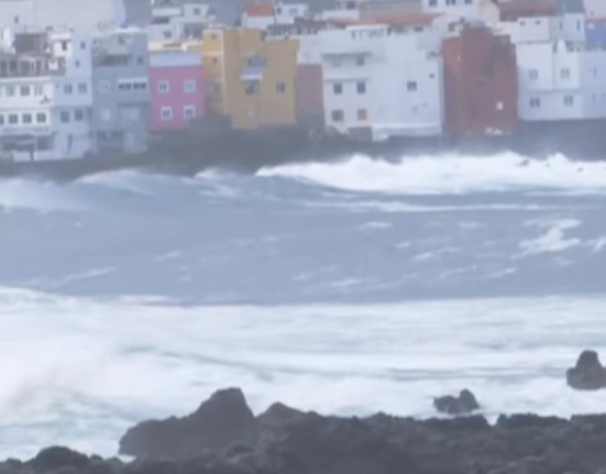 Tragedie în Tenerife, după un val devastator: Doi români au murit. ”Da, el este bărbatul”