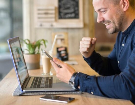 Antreprenorii fac diferența dintre stagnare și progres, sau dintre comunism și democrație