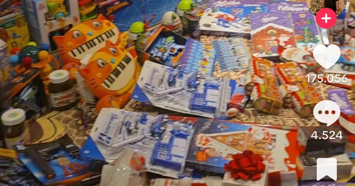 Capcana cadourilor de Sărbători. Psiholog: „Cadourile scumpe ar trebui asumate de părinți, nu de Moșul”