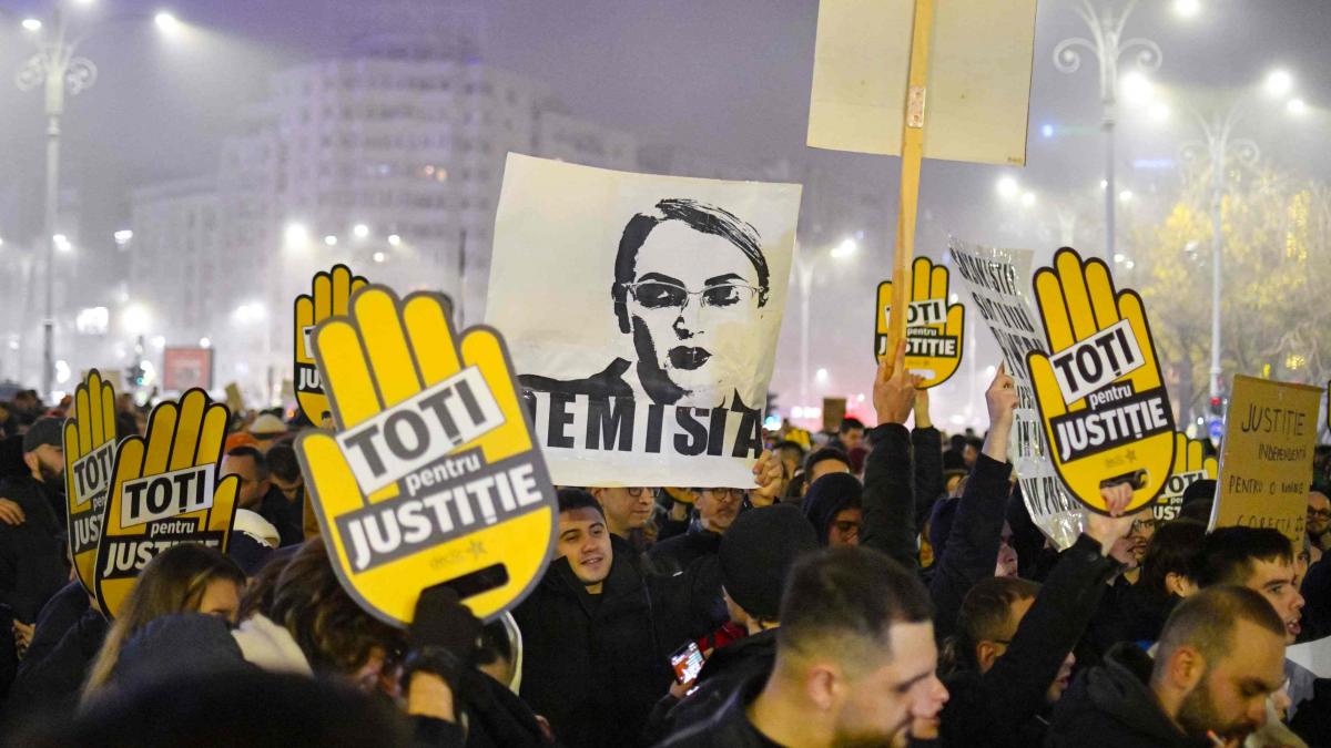 Toată „oastea” lui Kovesi sprijină protestele anti-justiție. Se încearcă restaurația binomului înainte ca dosarul lui Coldea să ajungă la ÎCCJ