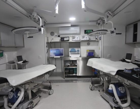 Războiul a intrat în era camuflajului și mobilității totale. Cum funcționează unitățile medicale pe roți