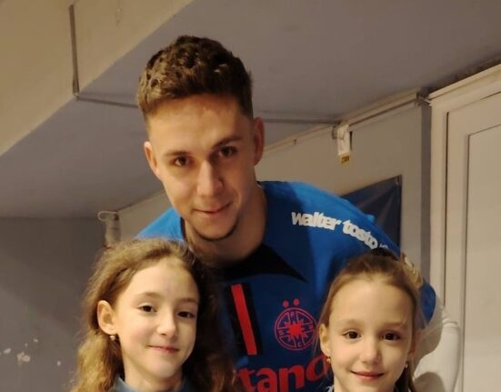 Louis Munteanu, făcut praf în Scoția: „Extrem de neprofesionist, așa ceva nu se tolerează! Imaginați-vă dacă era la Celtic și îmbrăca tricoul lui Rangers!”