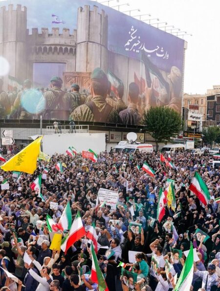 Președintele Iranului acuză SUA, Israelul şi Europa că desfăşoară un război total contra țării sale