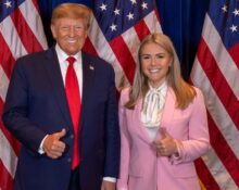 Purtătoarea de cuvânt a Casei Albe a anunțat că este însărcinată și i-a transmis mulțumiri lui Donald Trump