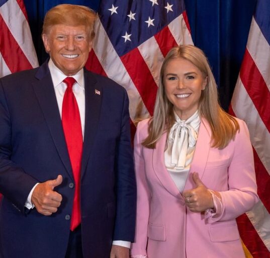 Purtătoarea de cuvânt a Casei Albe a anunțat că este însărcinată și i-a transmis mulțumiri lui Donald Trump