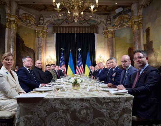 Reacțiile liderilor europeni după negocierile de pace dintre Donald Trump și Volodimir Zelenski din Florida