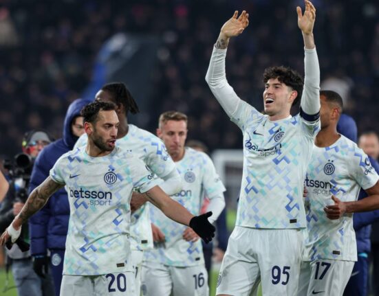 Răsturnare de situație: titularul lui Cristi Chivu nu mai pleacă! » Inter e gata să-i ofere încă doi ani de contract