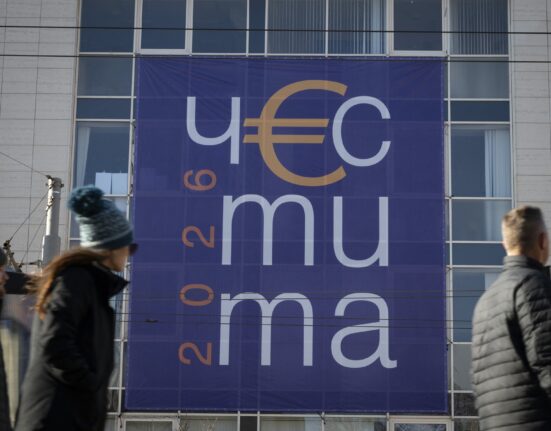 Bulgaria trece la euro, începând de astăzi: optimism oficial, anxietate publică și bani scoși la lumină