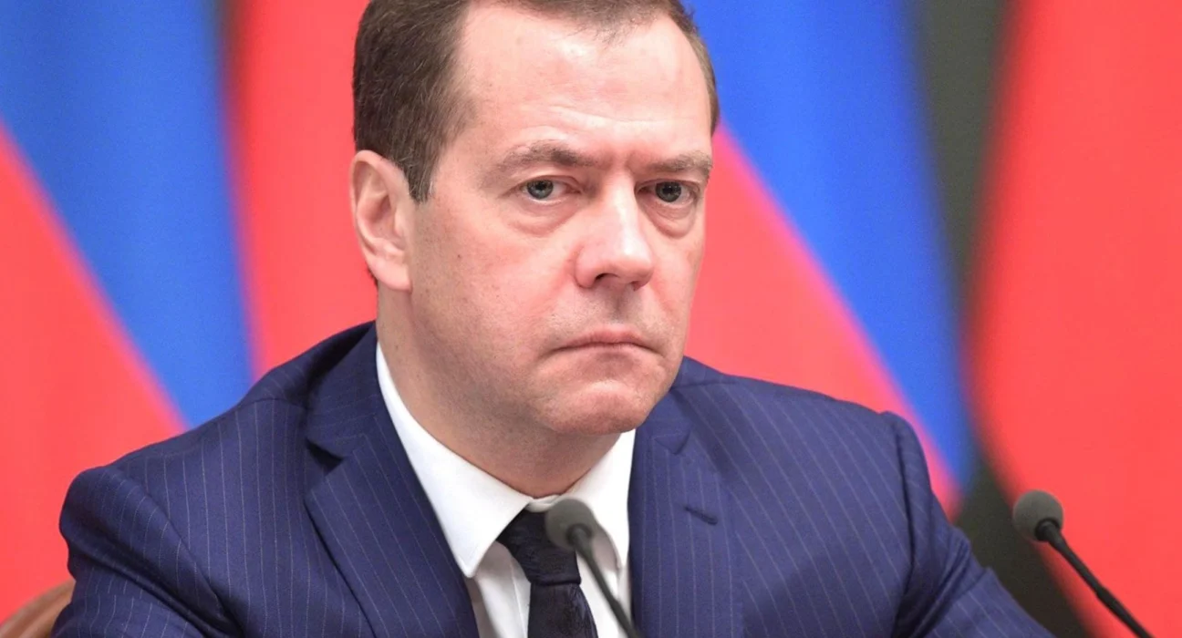 Medvedev, după atacul SUA asupra Venezuelei: Doar arsenalul nuclear garantează protecţia unei ţări / Îndemn radical pentru statele lumii