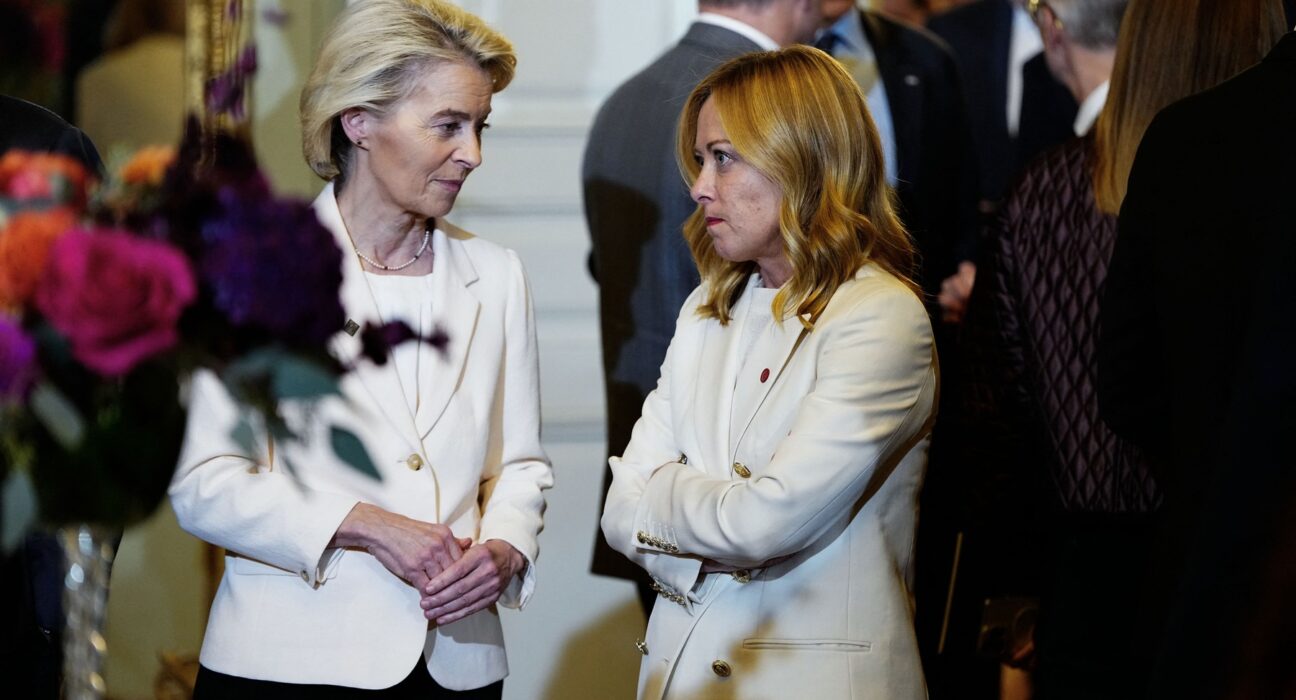 O scenă politică atent regizată și un pariu de 45 de miliarde de euro, pentru votul crucial. Dar încă nu se știe dacă avionul spre țările Mercosur va decola