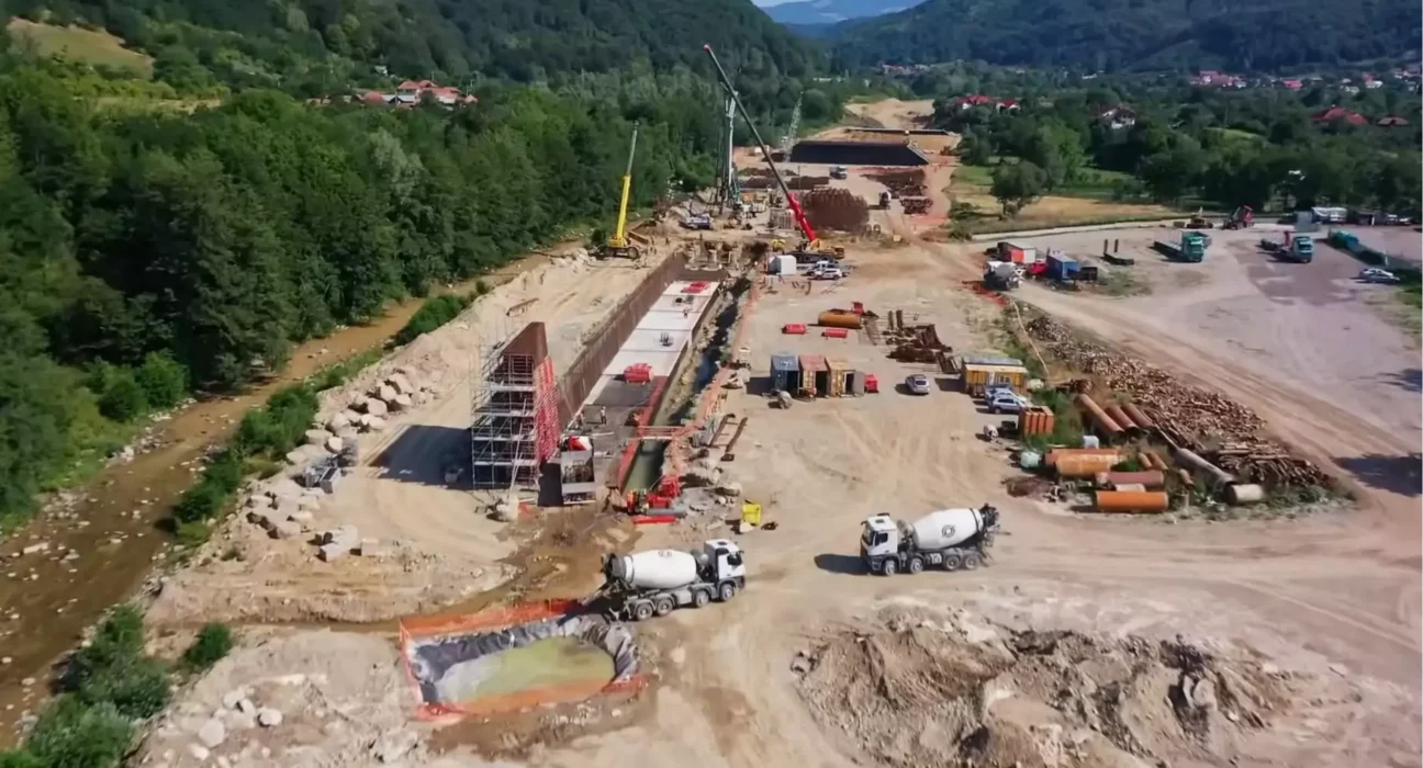 Se anunță un salt fără precedent: România are șanse ca în 2026 să atingă un record istoric în infrastructura rutieră