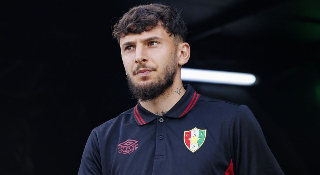 Vești proaste pentru Ianis Stoica! Estrela aduce un „tanc” german pe postul românului