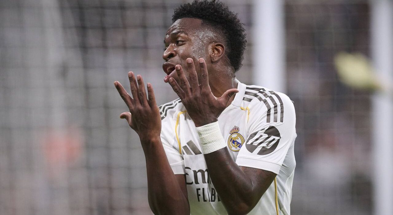 Spaniolii condamnă scandările rasiste la adresa lui Vinicius: ”Suntem alături de tine”