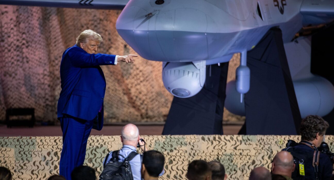 Intervenția salvatoare „de ultim moment” pentru regimul de la Teheran. Cine l-a convins pe Trump să renunțe la ofensiva militară