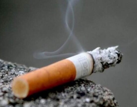 Vești proaste pentru fumători! Țigările se scumpesc din nou