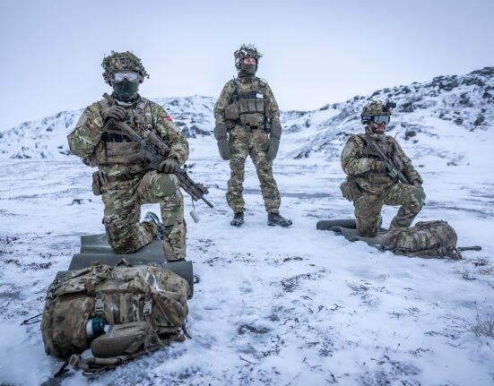 „Linii roșii care nu pot fi trecute”. Mesaj ferm pentru Trump despre Groenlanda, în timp ce Europa pregătește „bazooka comercială”