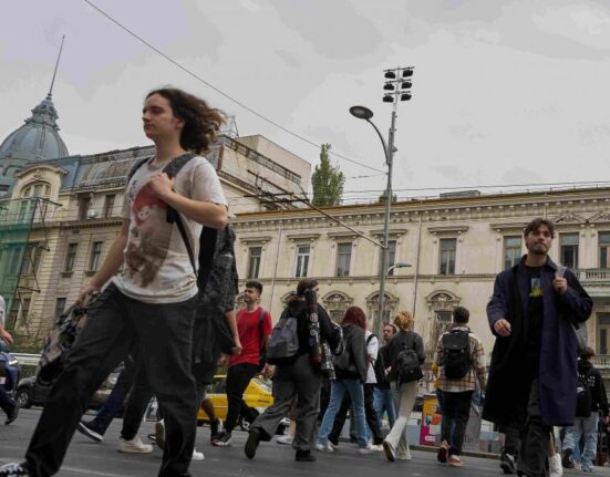 Peste 70 % dintre români nu au încredere în Justiție. Votanții PSD și AUR au mai multă încredere