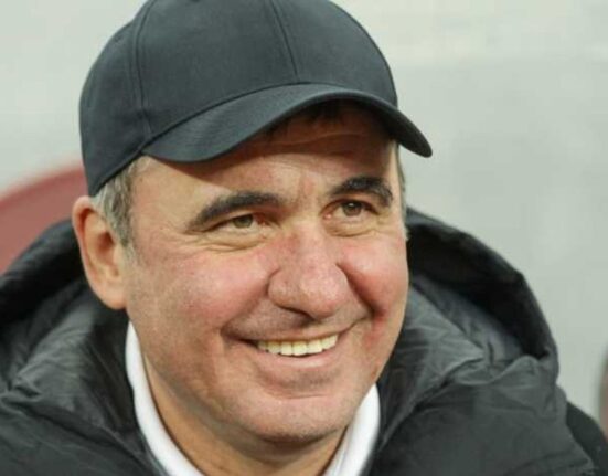 Rocadă Mircea Lucescu