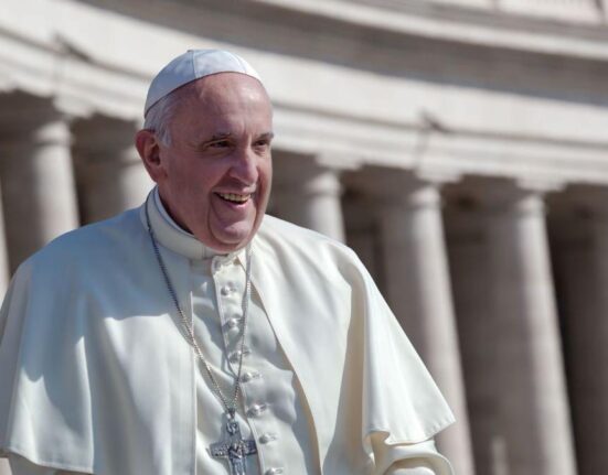 Papa Leon trage un semnal de alarmă: Cine controlează IA ne controlează viitorul