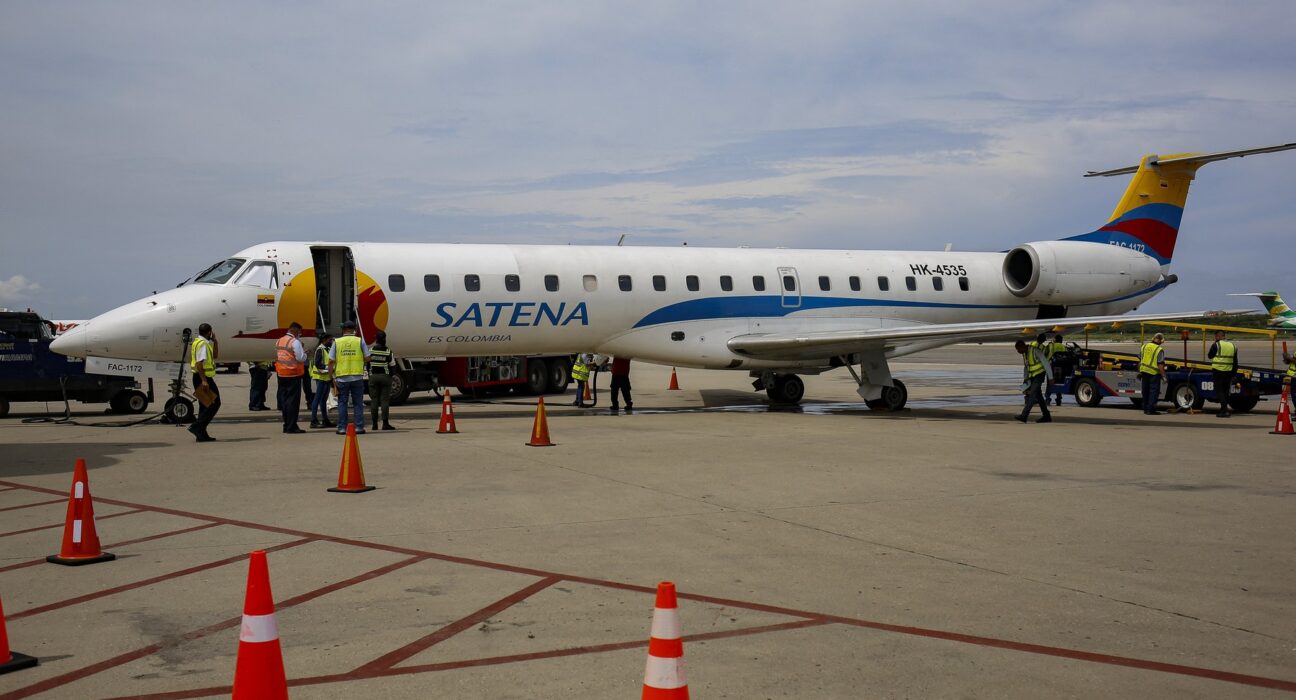 Avion prăbușit într-o regiune montană cunoscută pentru plantațiile de coca. 15 oameni, printre care și un politician, au murit